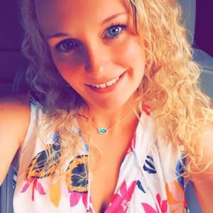 Meet your Posher, Janelle